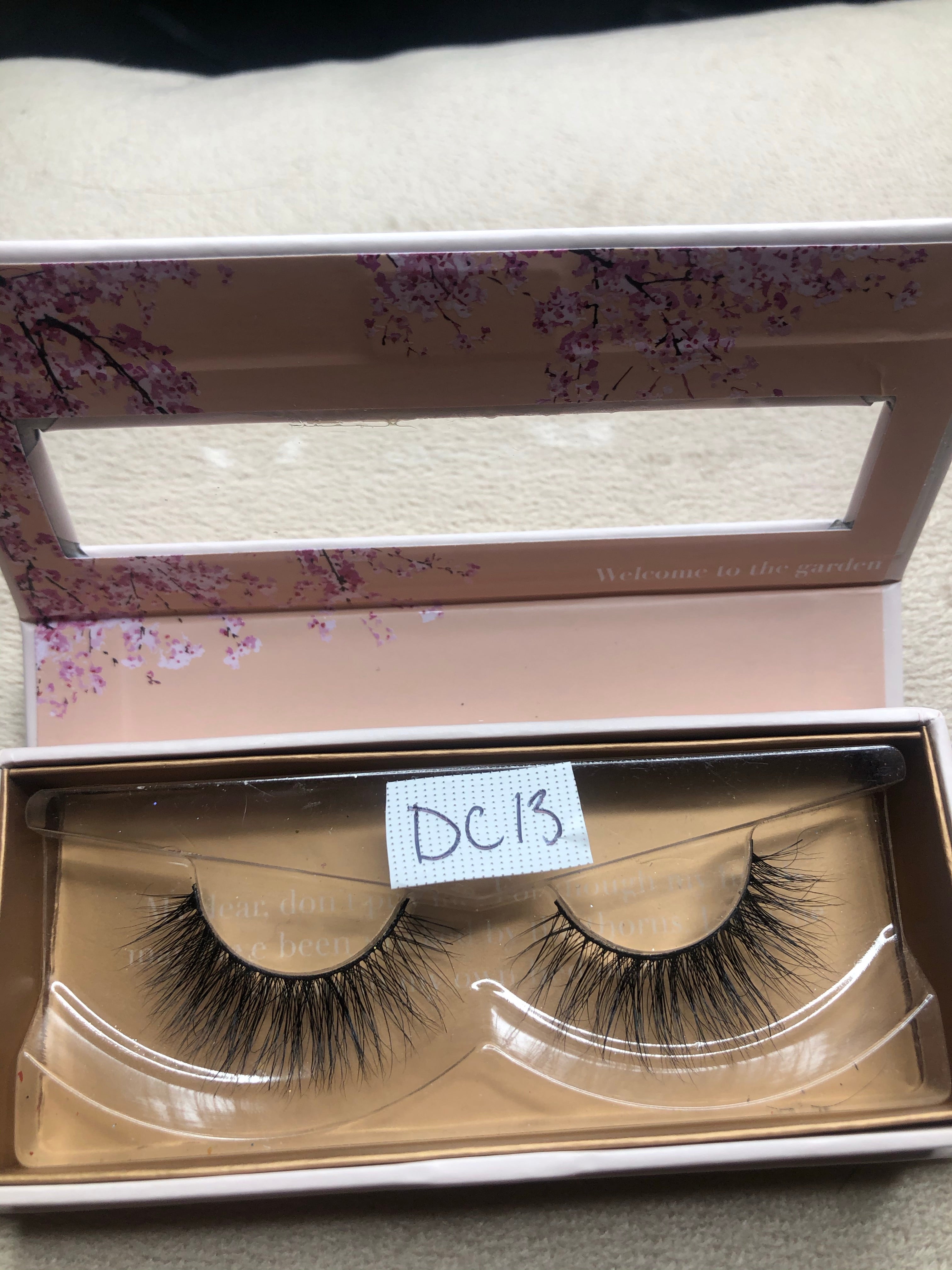 Sale strip lashes