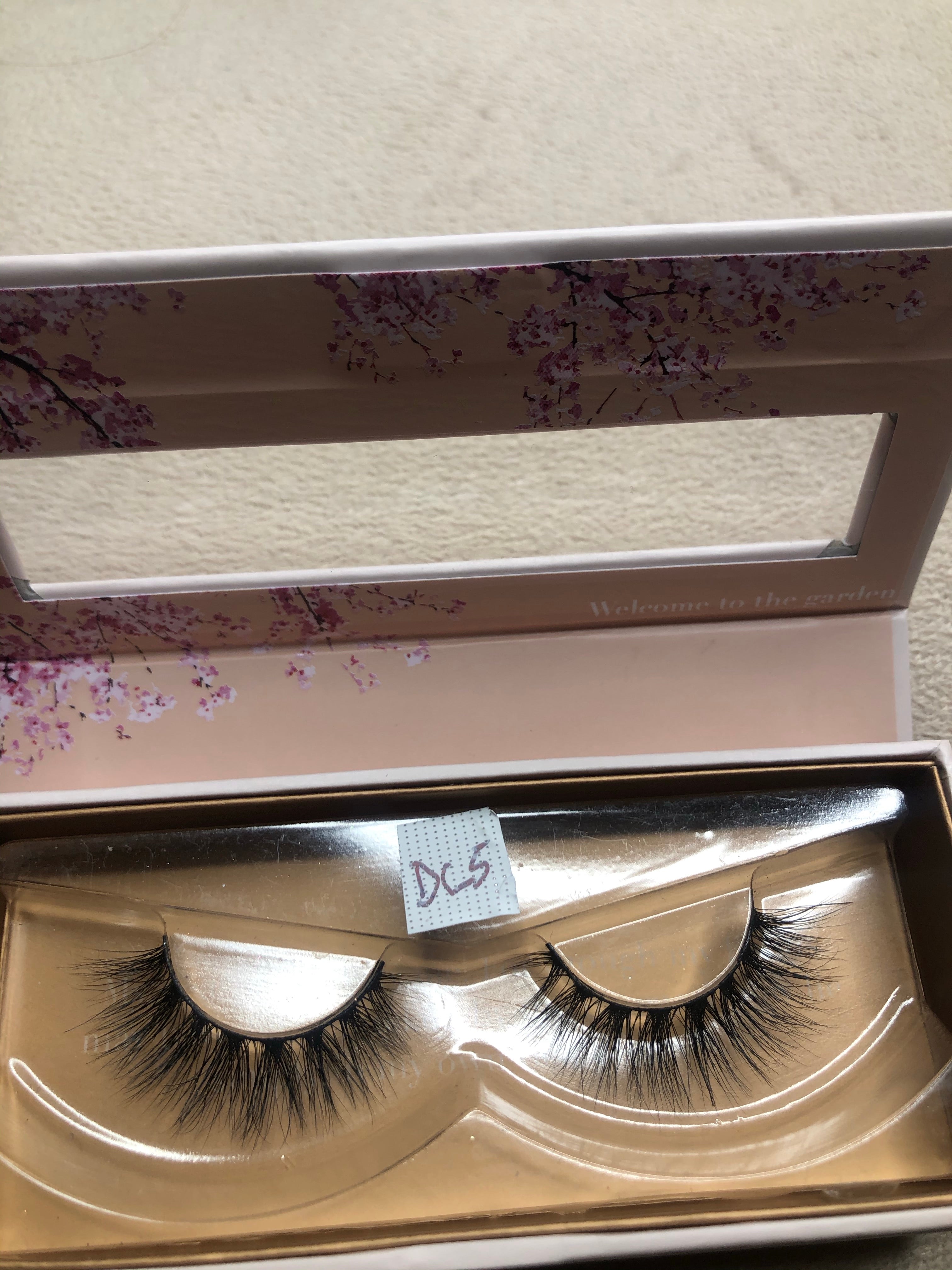 Sale strip lashes