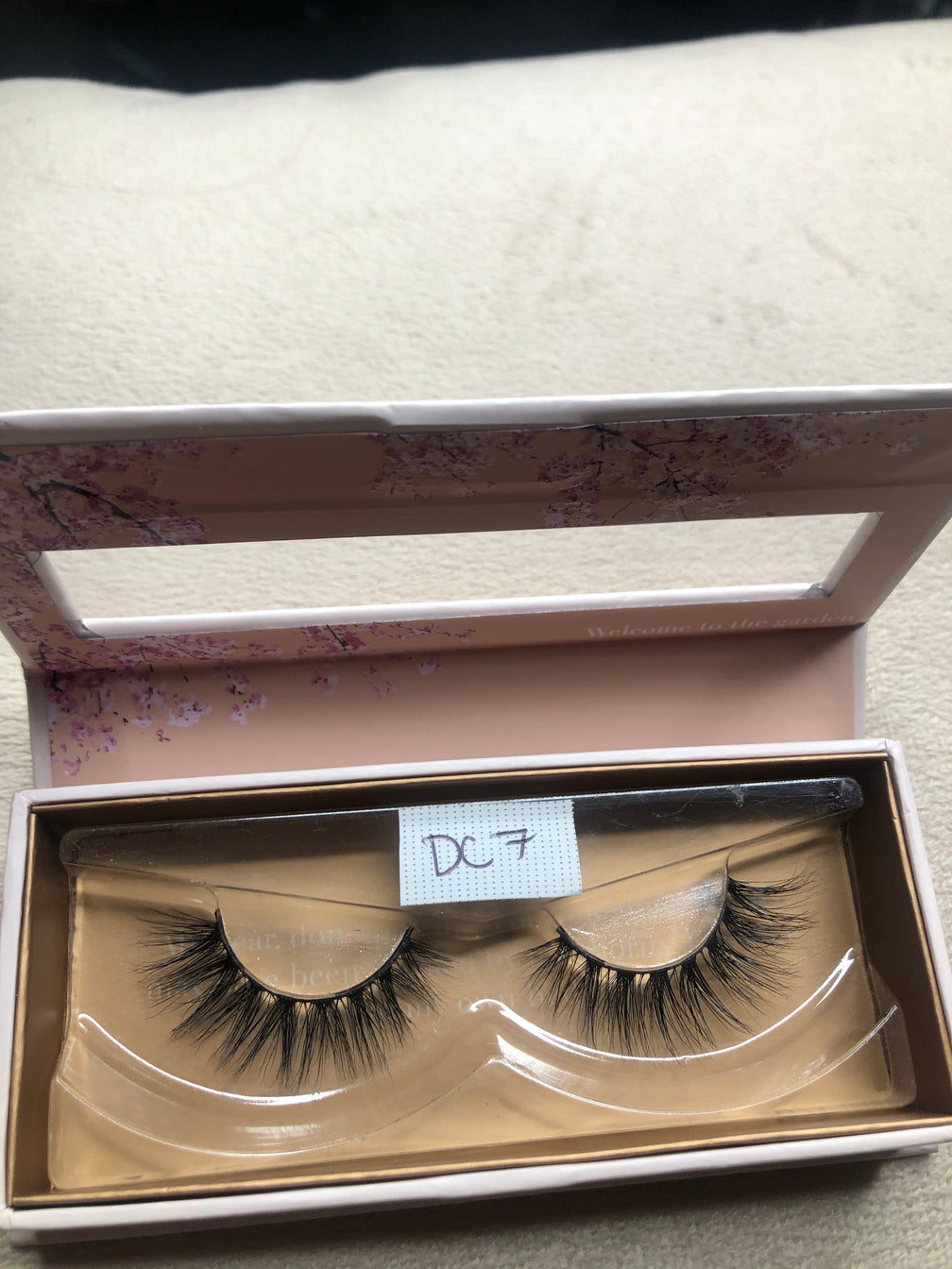 Sale strip lashes