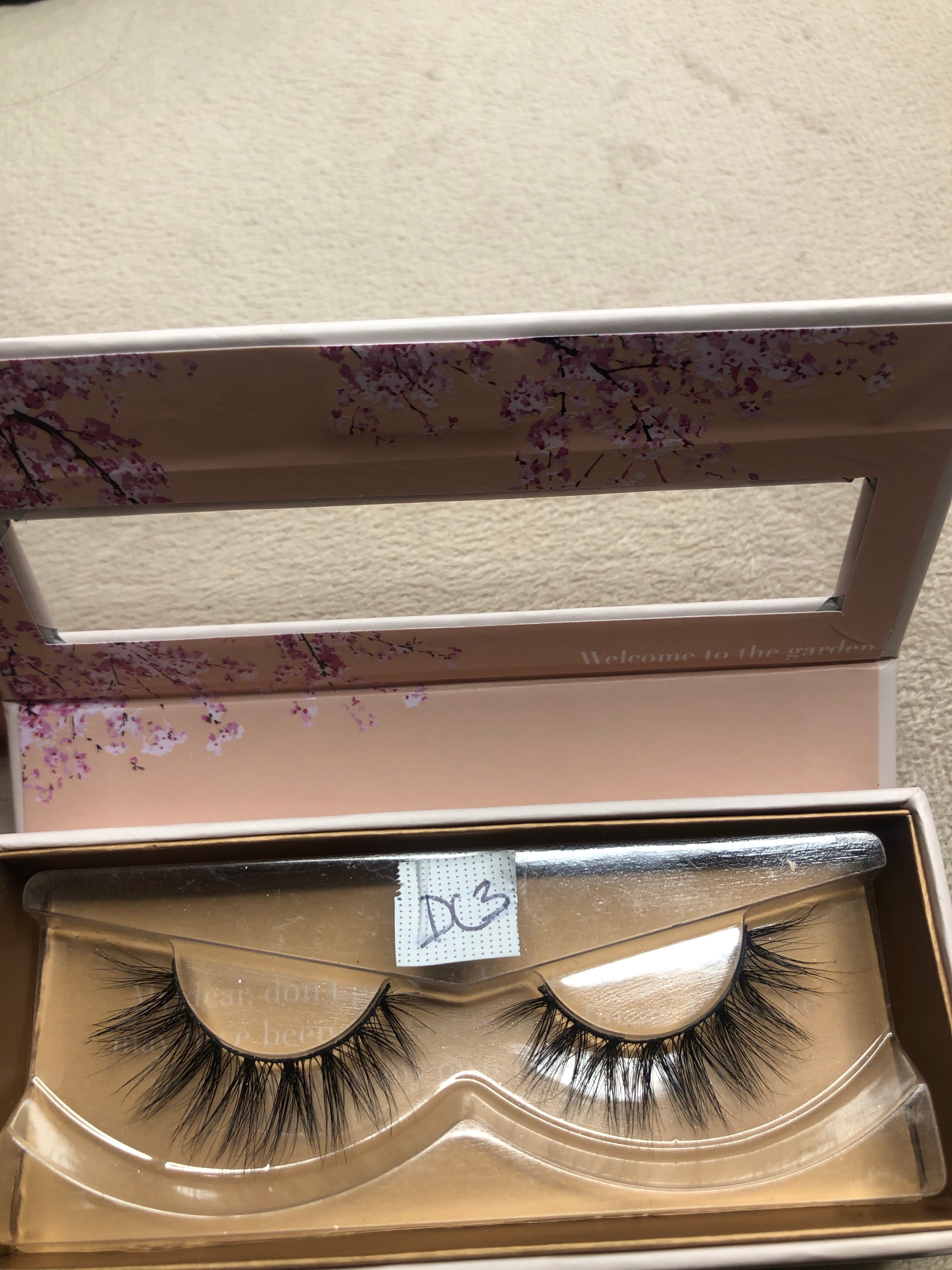 Sale strip lashes
