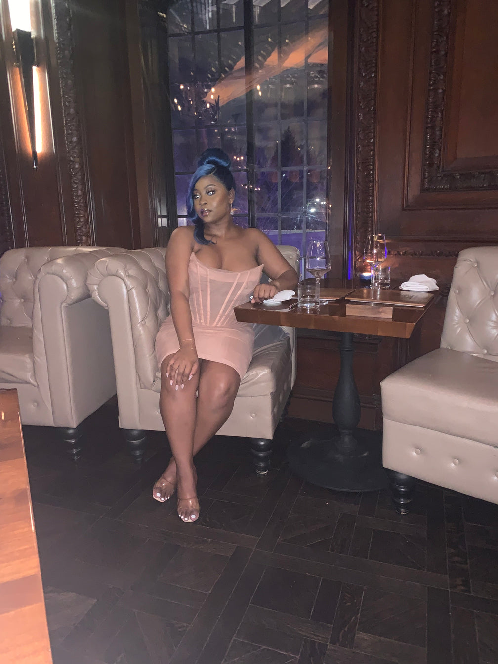 Custom 360 frontal wig (4 bundles)